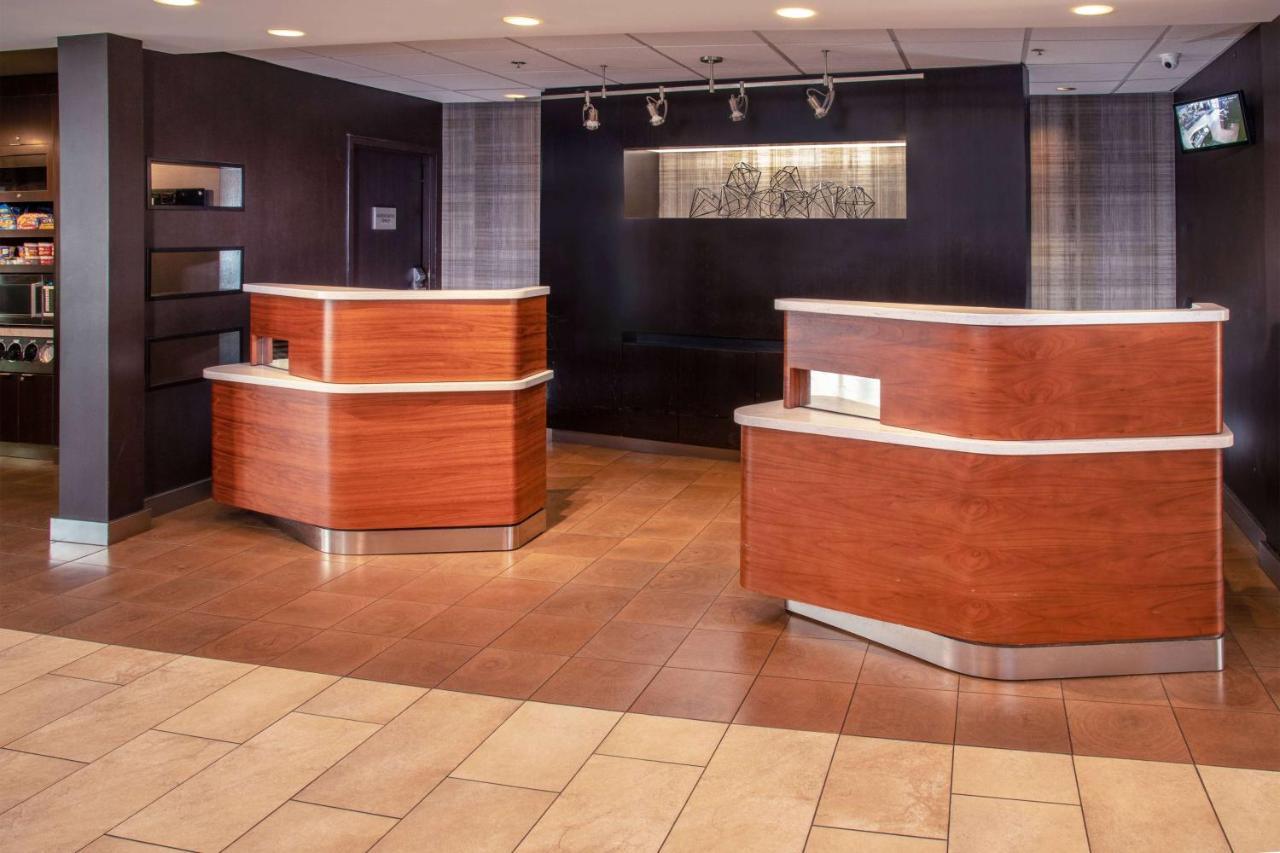 Sonesta Select Newark Christiana Mall Hotel Exterior photo