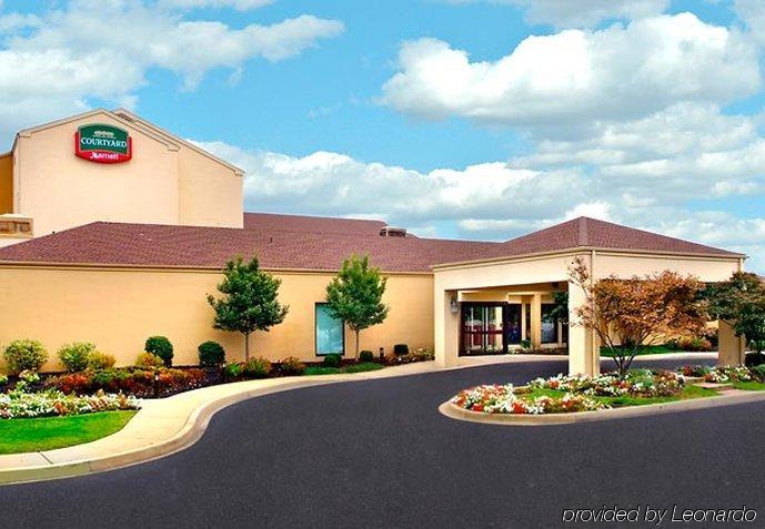 Sonesta Select Newark Christiana Mall Hotel Exterior photo